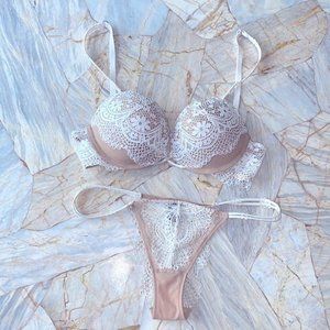 2 Pc Matching Set Victoria Secret Very Sexy Pushup Bra 32A + Panty Small
